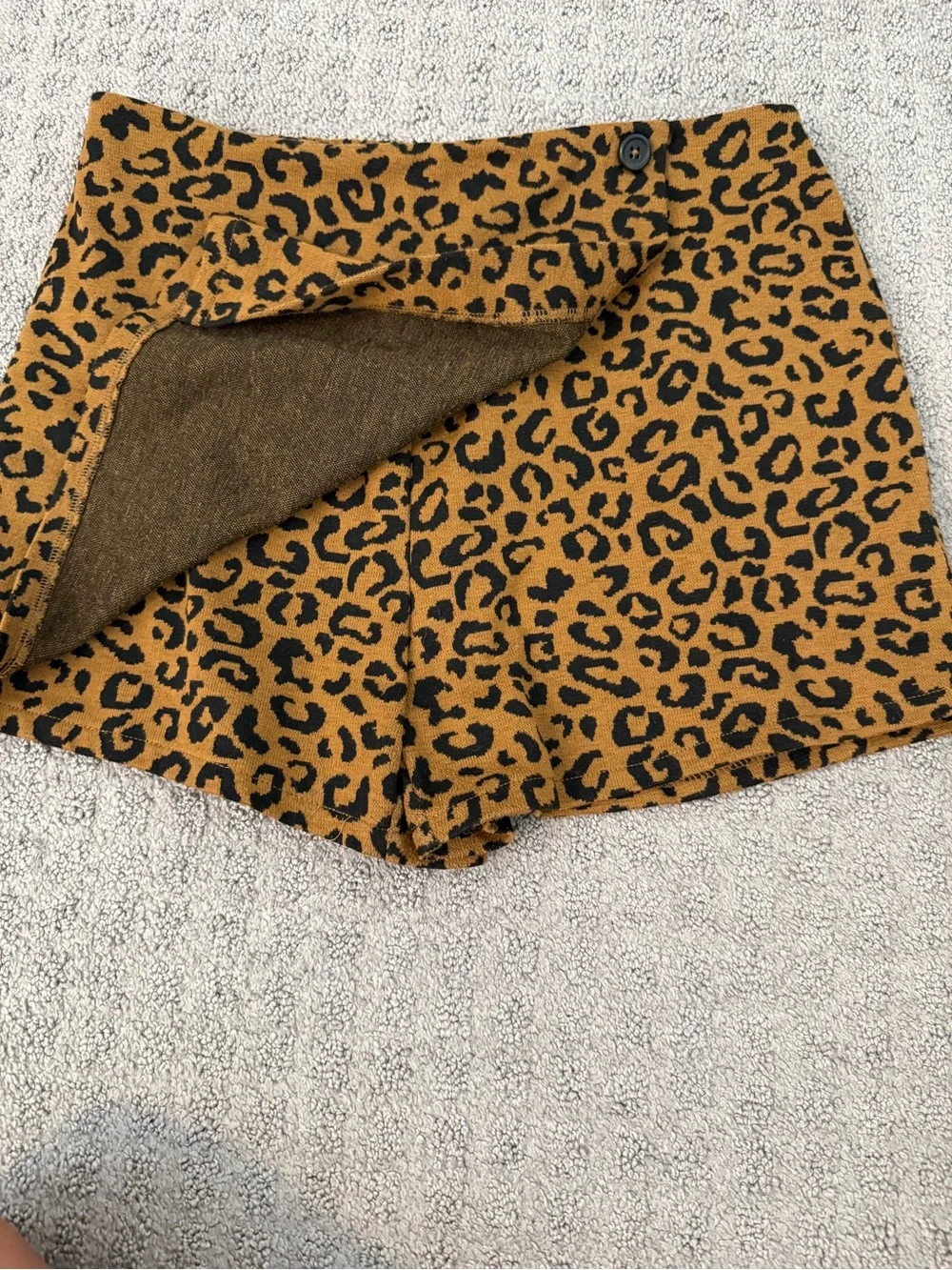 Old Navy Leopard Print Skort - Black & Camel